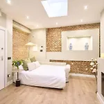 El Capricho Ii En La Plaza Mayor Centro By Keyhom Salamanka