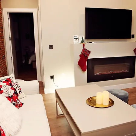 El Capricho Ii En La Plaza Mayor Centro By Keyhom Salamanca